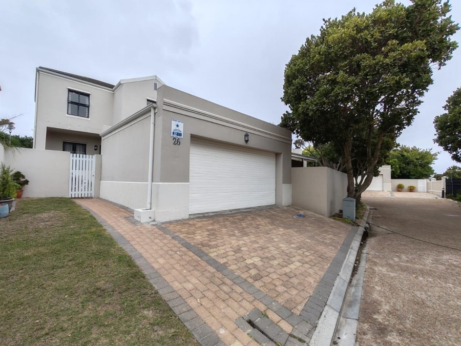 To Let 3 Bedroom Property for Rent in Royal Ascot Western Cape